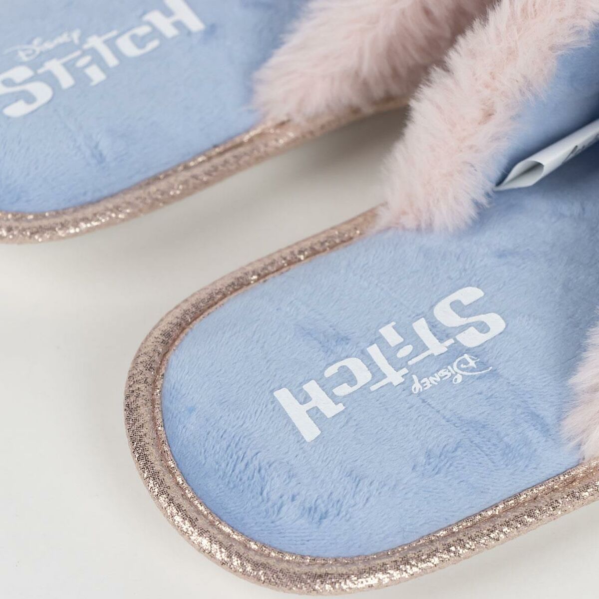 Pantufa Stitch